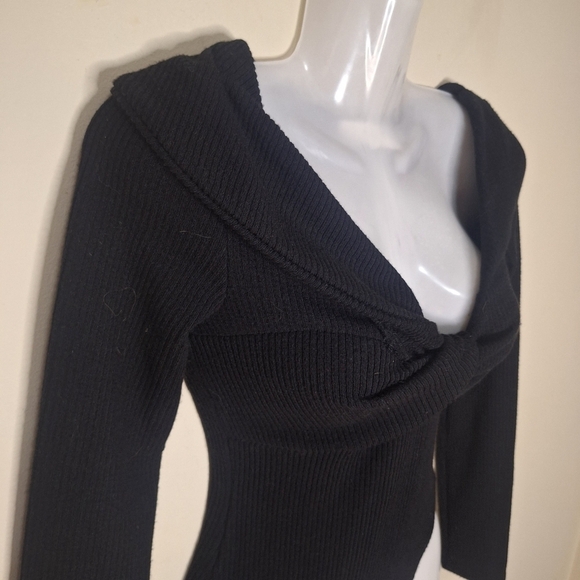 ASTR THE LABEL Iggy Twist front long sleeve bodysuit Size XS - Picture 5 of 11